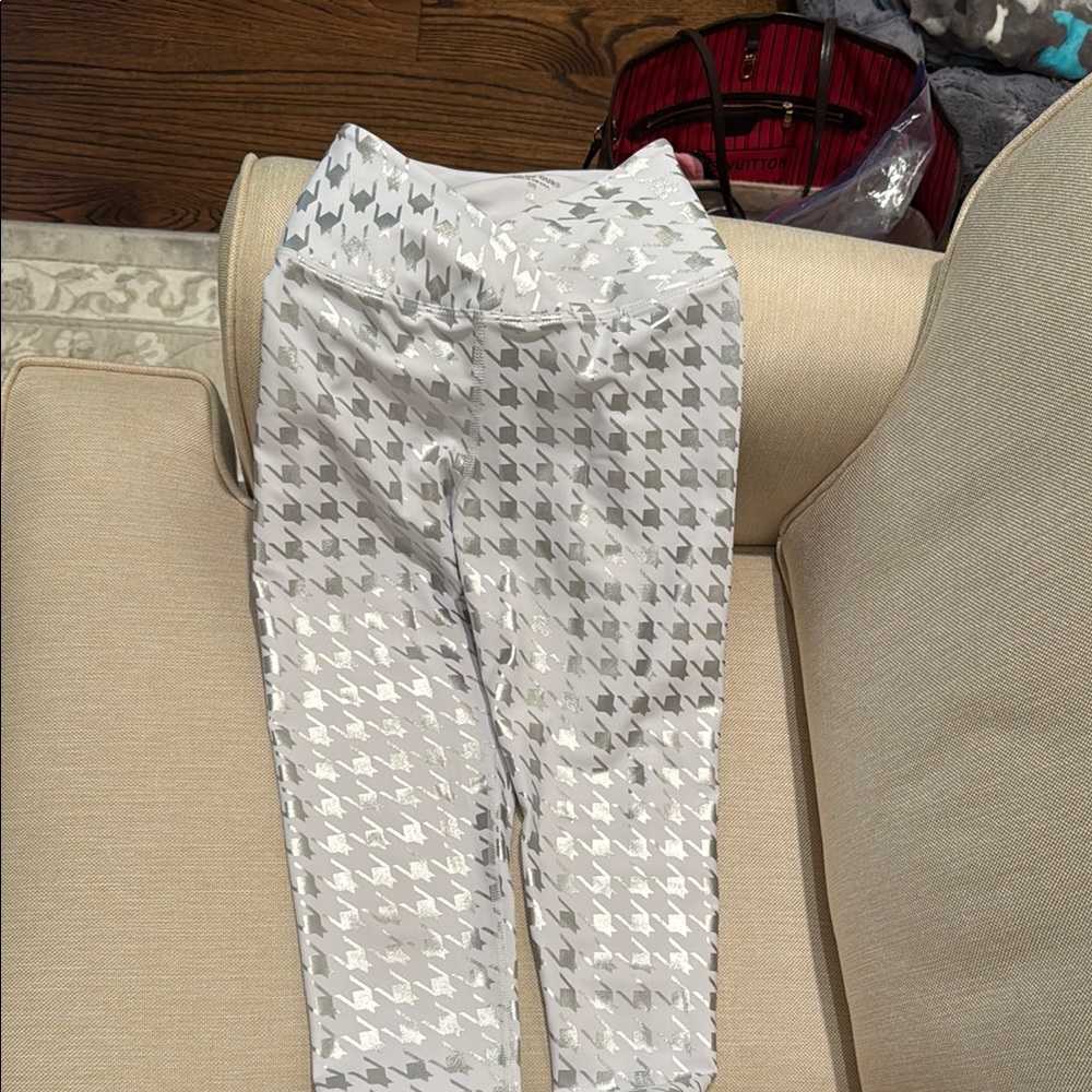 Year of ours silver houndstooth leggings XS